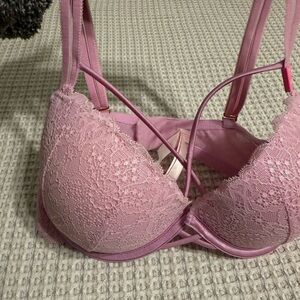 Victoria's Secret Lace Bra in Pink 34DD